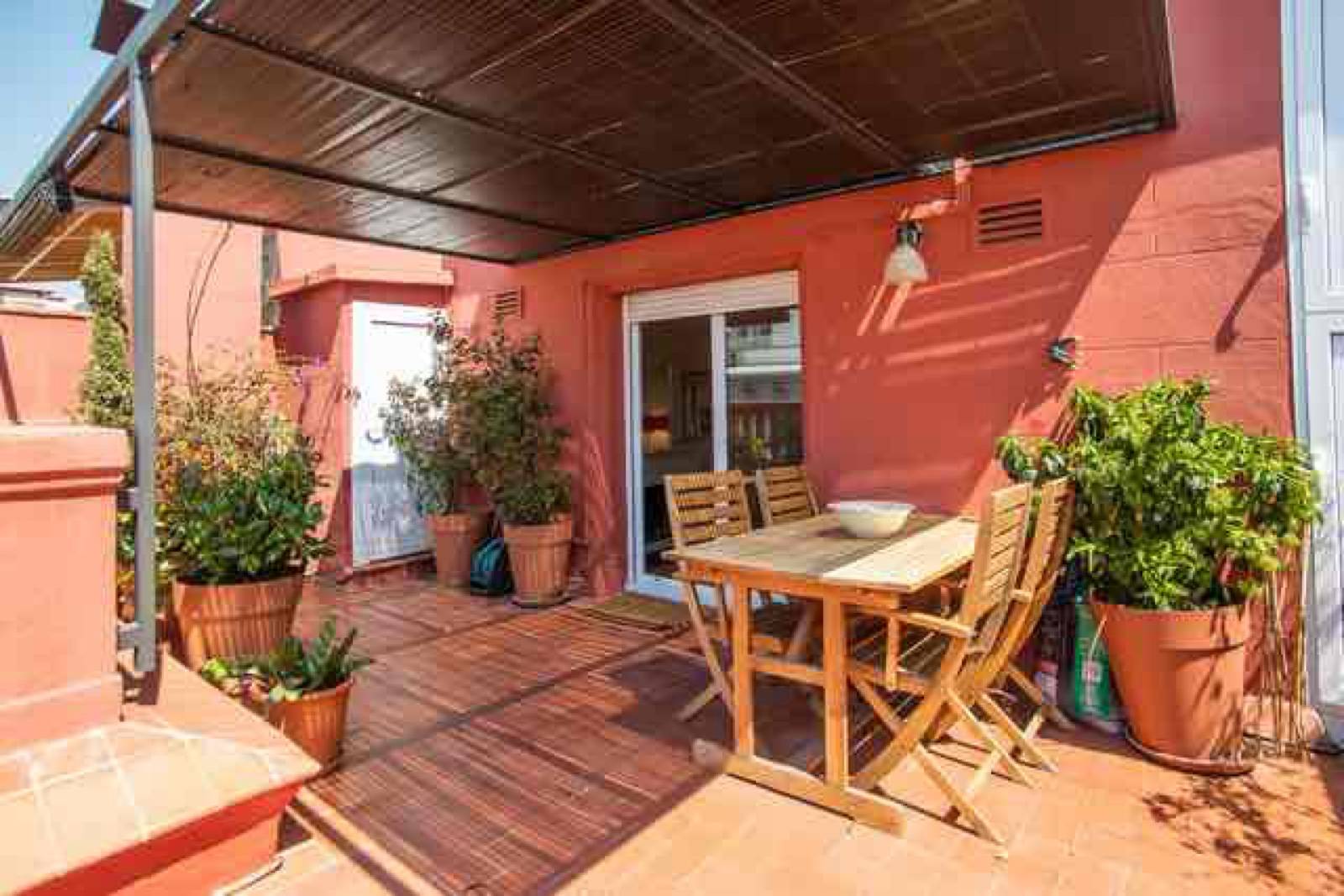 Pent House with furnitures for Rent