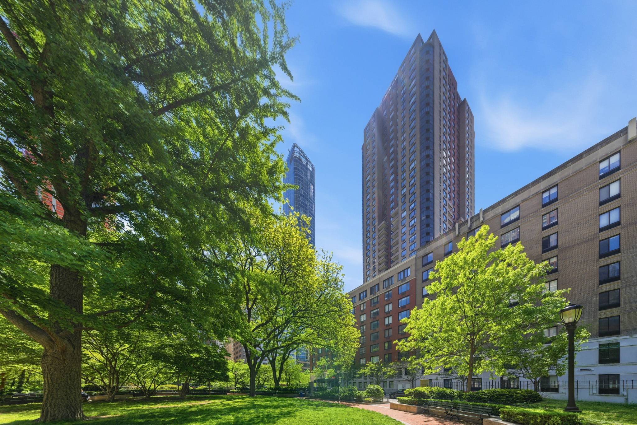Exceptional Value on a One-Bedroom Condo in Prime Battery Park City