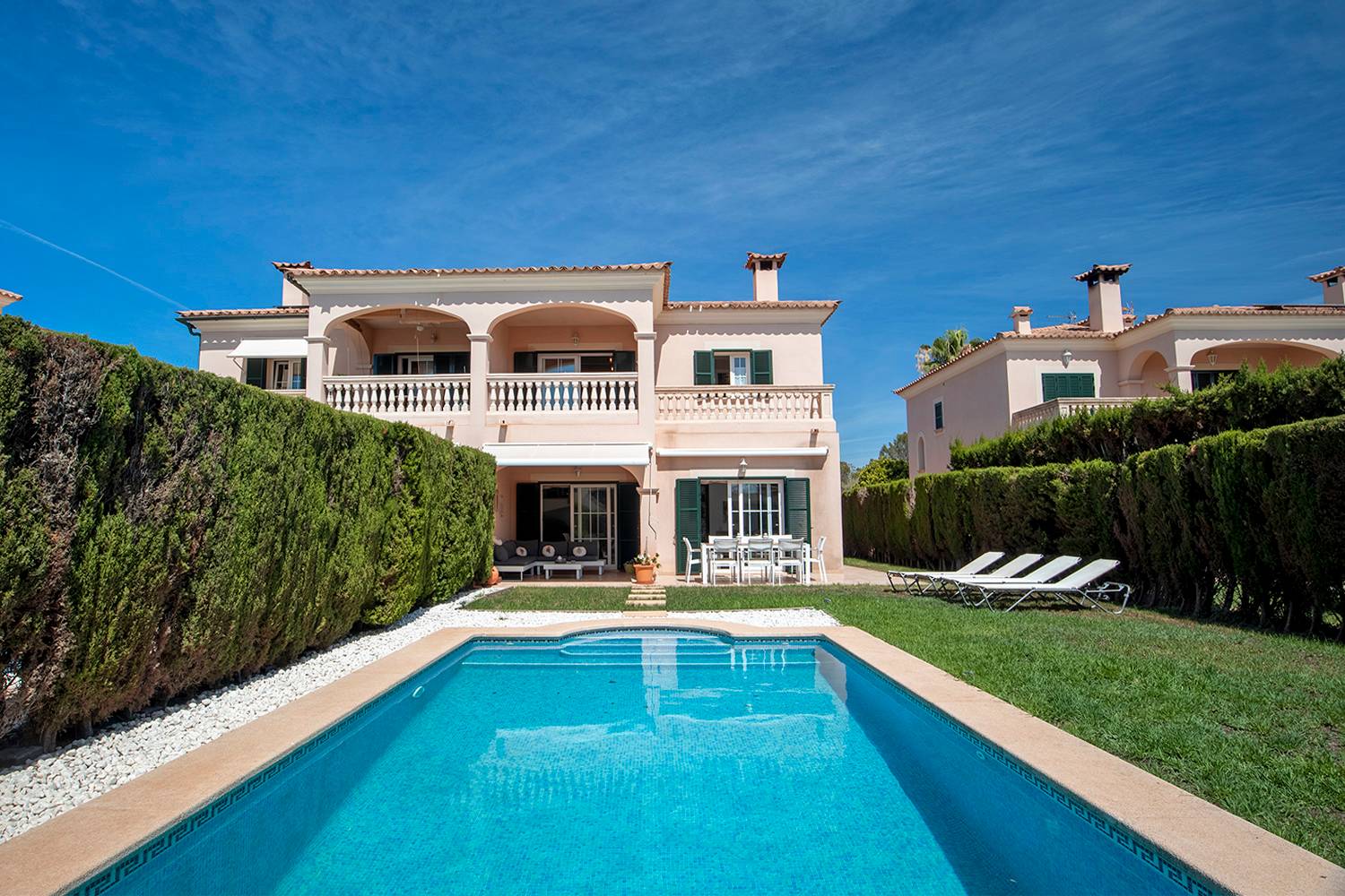 MALLORCA - Charming Semi-Detached House with Pool and Garden