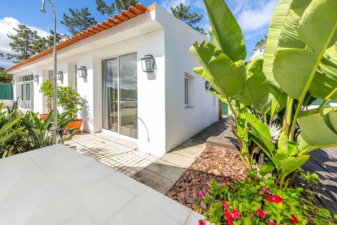 T2 house in colares for rent in Colares