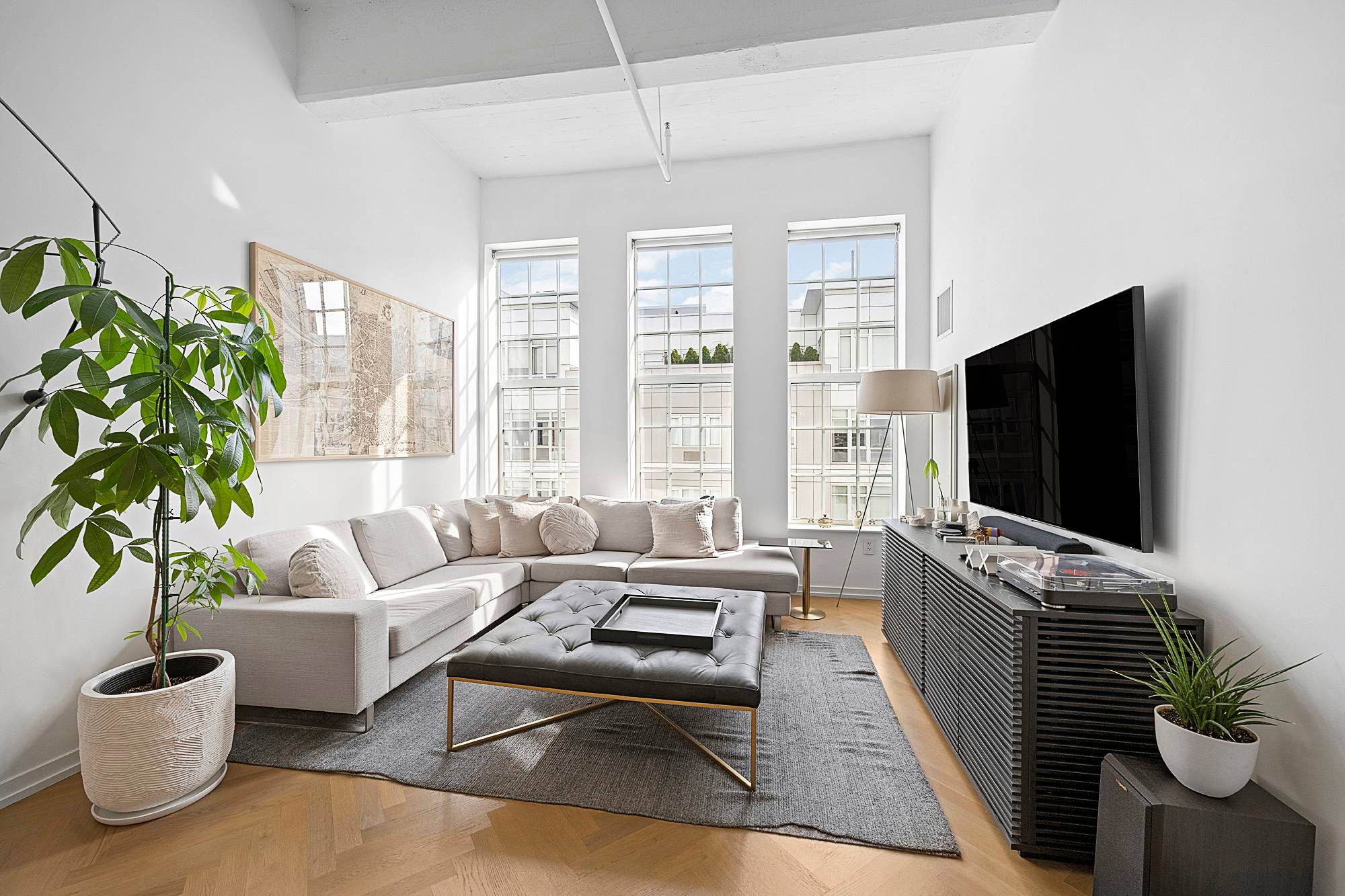 WILLIAMSBURG WATERFRONT: STUNNING 2 BED 2 BATH LOFT STYLE LIVING