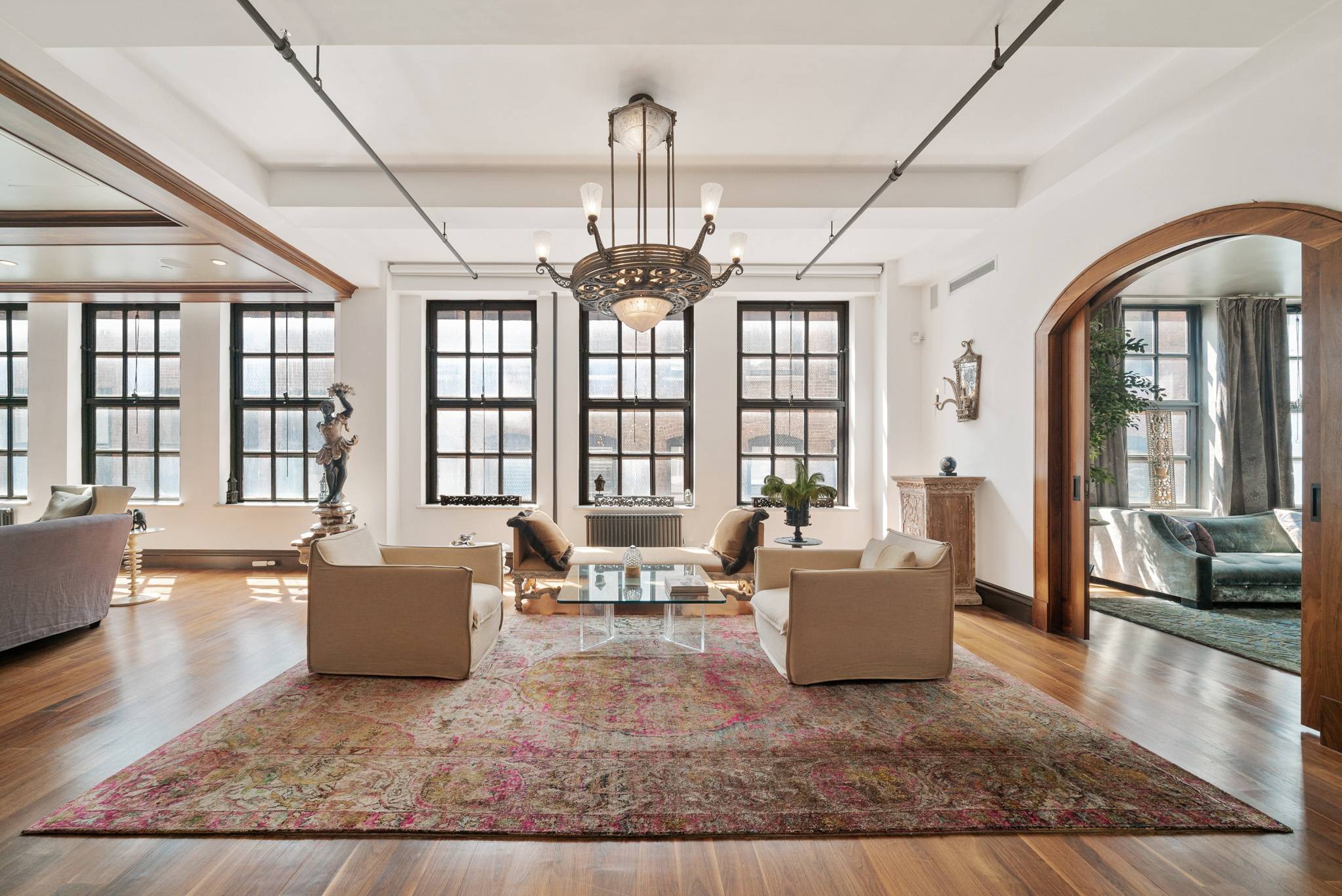 38 W 26th St