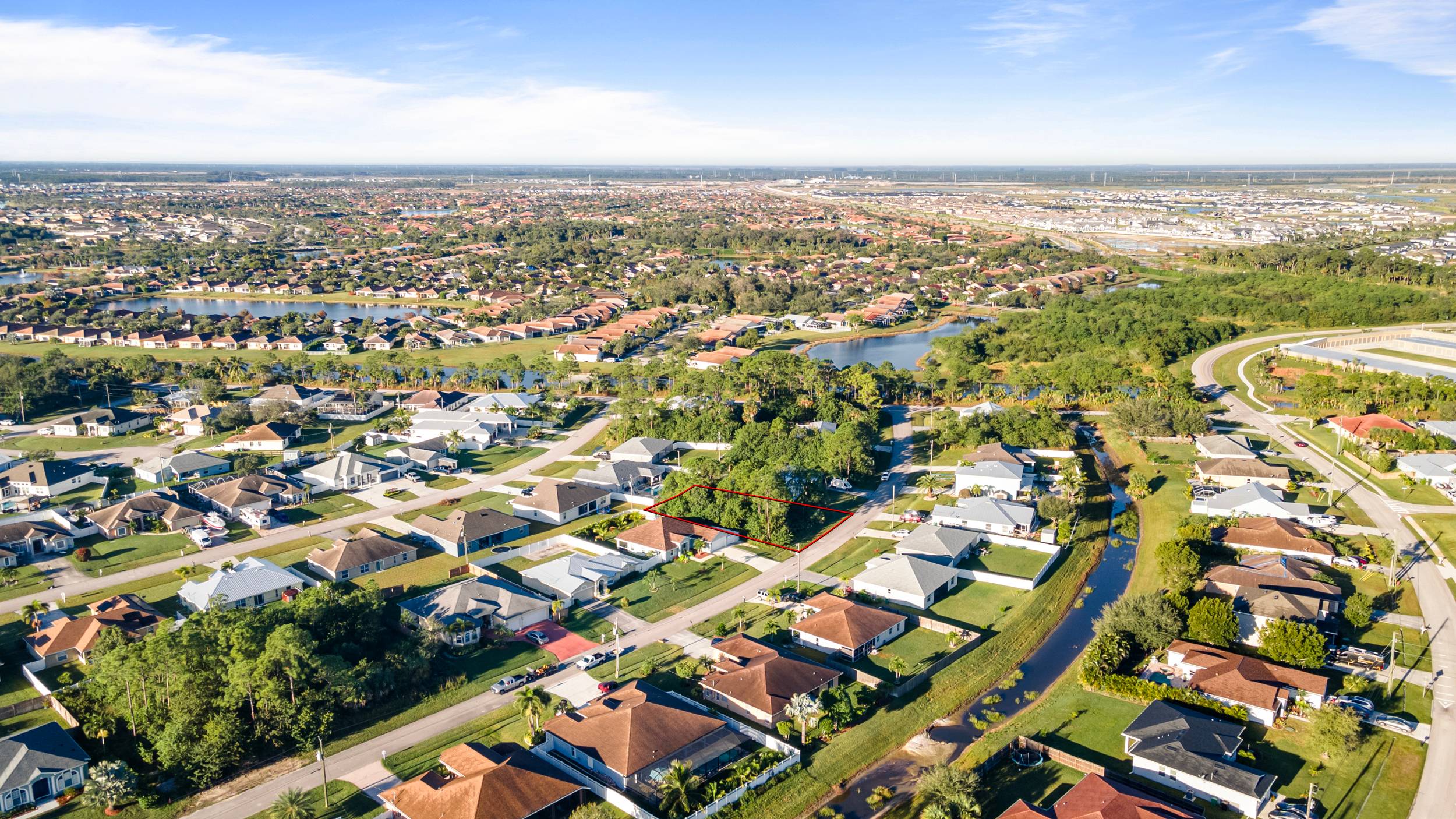 Build Your Dream Home in the Heart of the Vibrant Port Saint Lucie