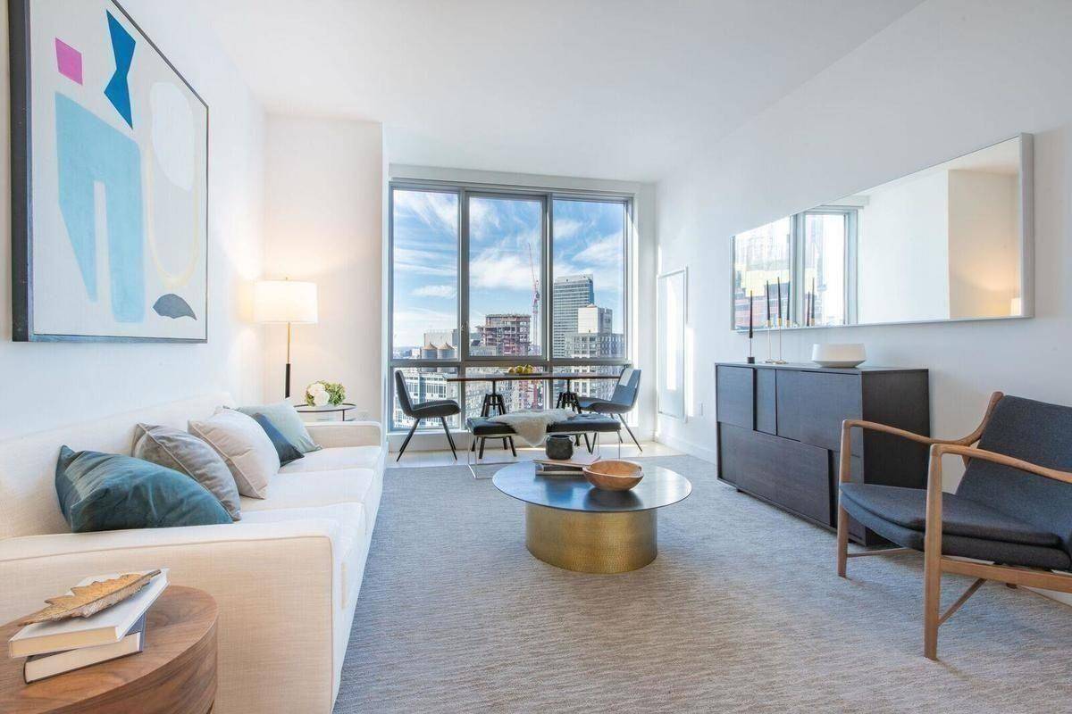 1 Bedroom Bargain in Murray Hill! 4 Months Free
