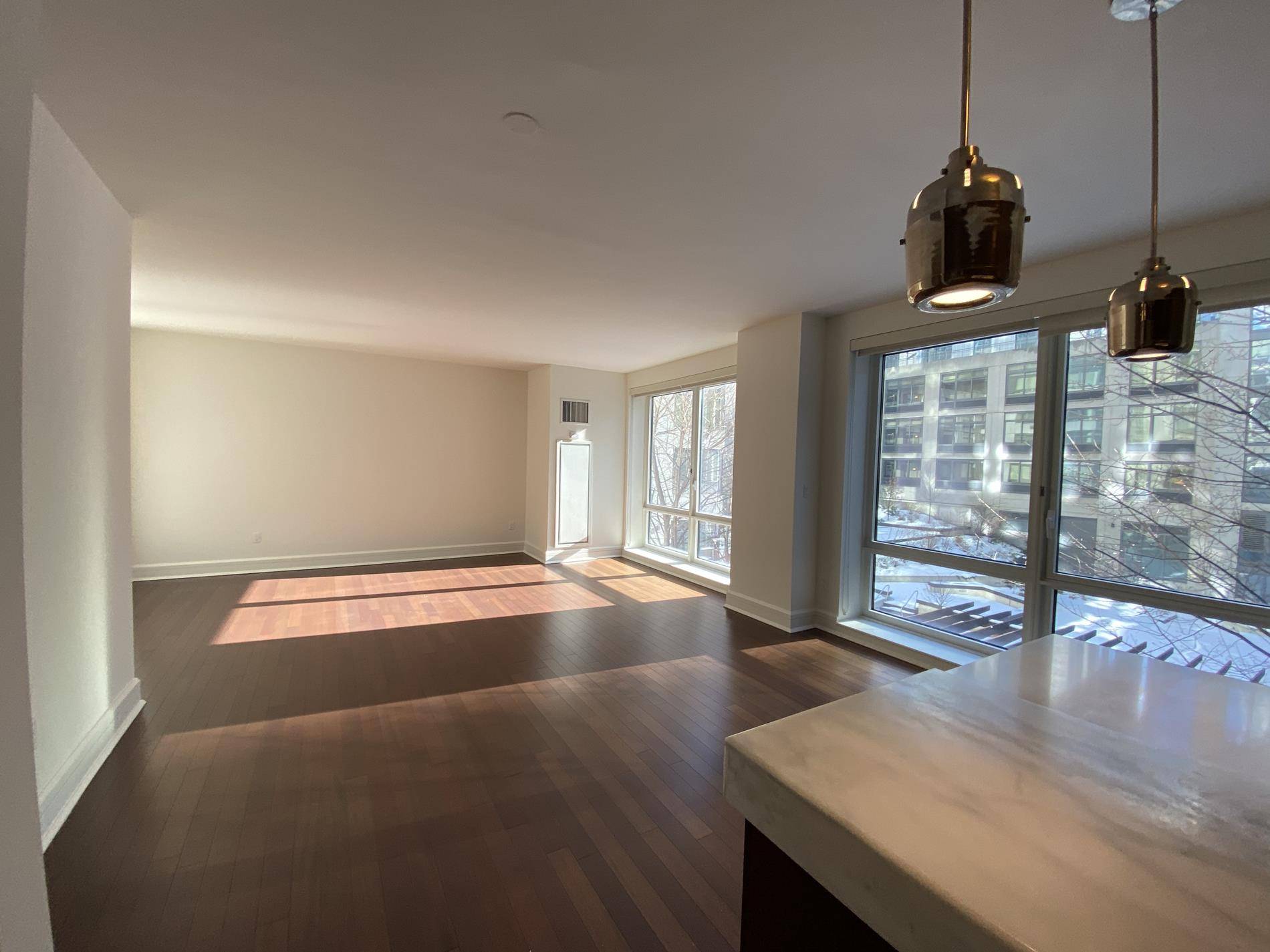 Luxurious Sunny Two Bedroom - Lincoln Square - No Fee