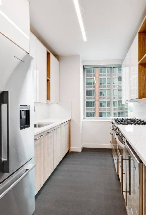 Renovated 3-Bedroom with Hudson River & City Views
