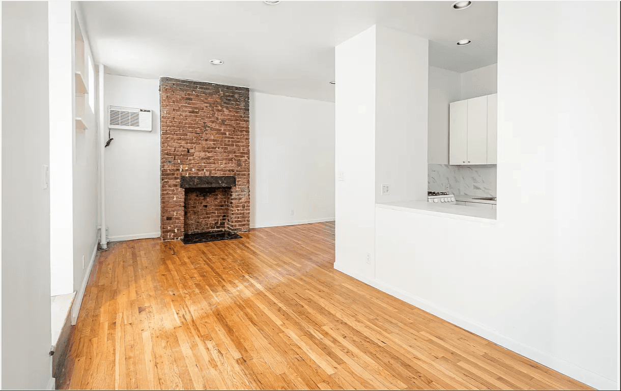 2 Bed In the heart of Chelsea!