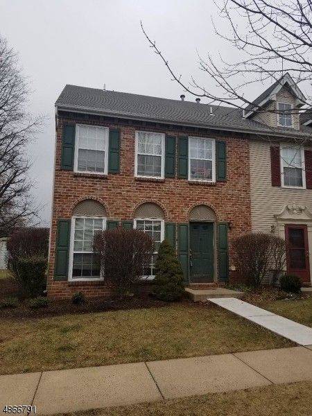 69 Chelsea Ct, Franklin Park, NJ 08823