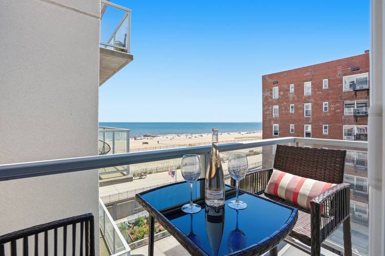 Miami Vibes in Rockaway Park, Ocean front Condo with water views awaits you