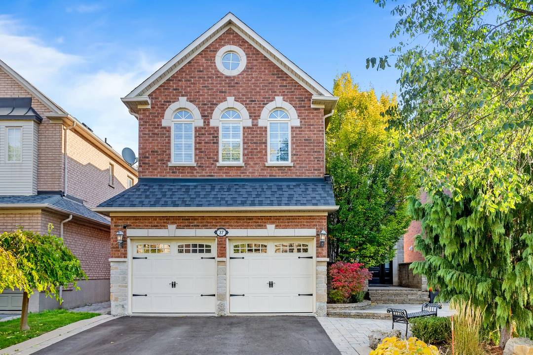 Beautifully Renovated Home in Richmond Hill