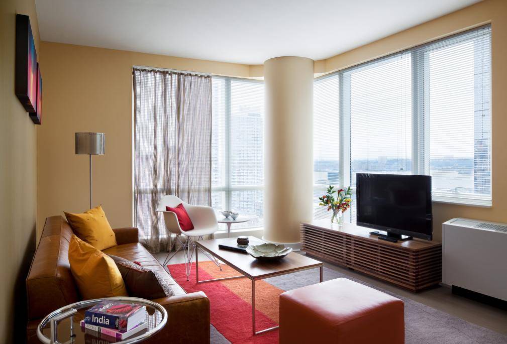 Huge 1 Bedroom + Home Office in one of the most luxurious buildings in Manhattan! NO Broker's Fee!