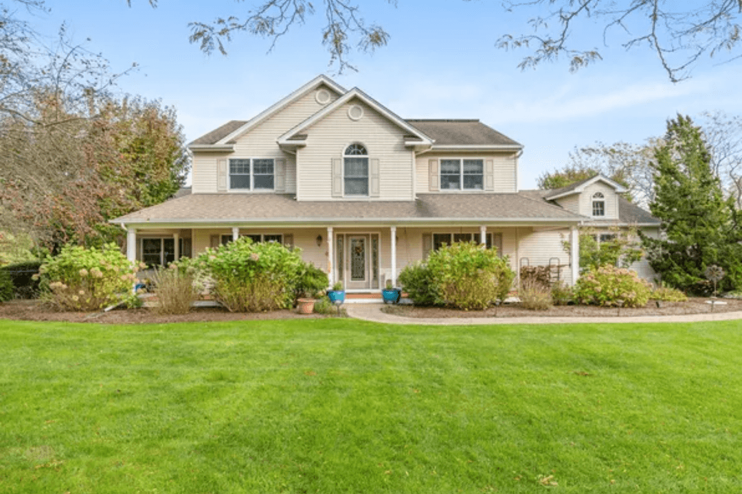 Southampton Village Perfection!