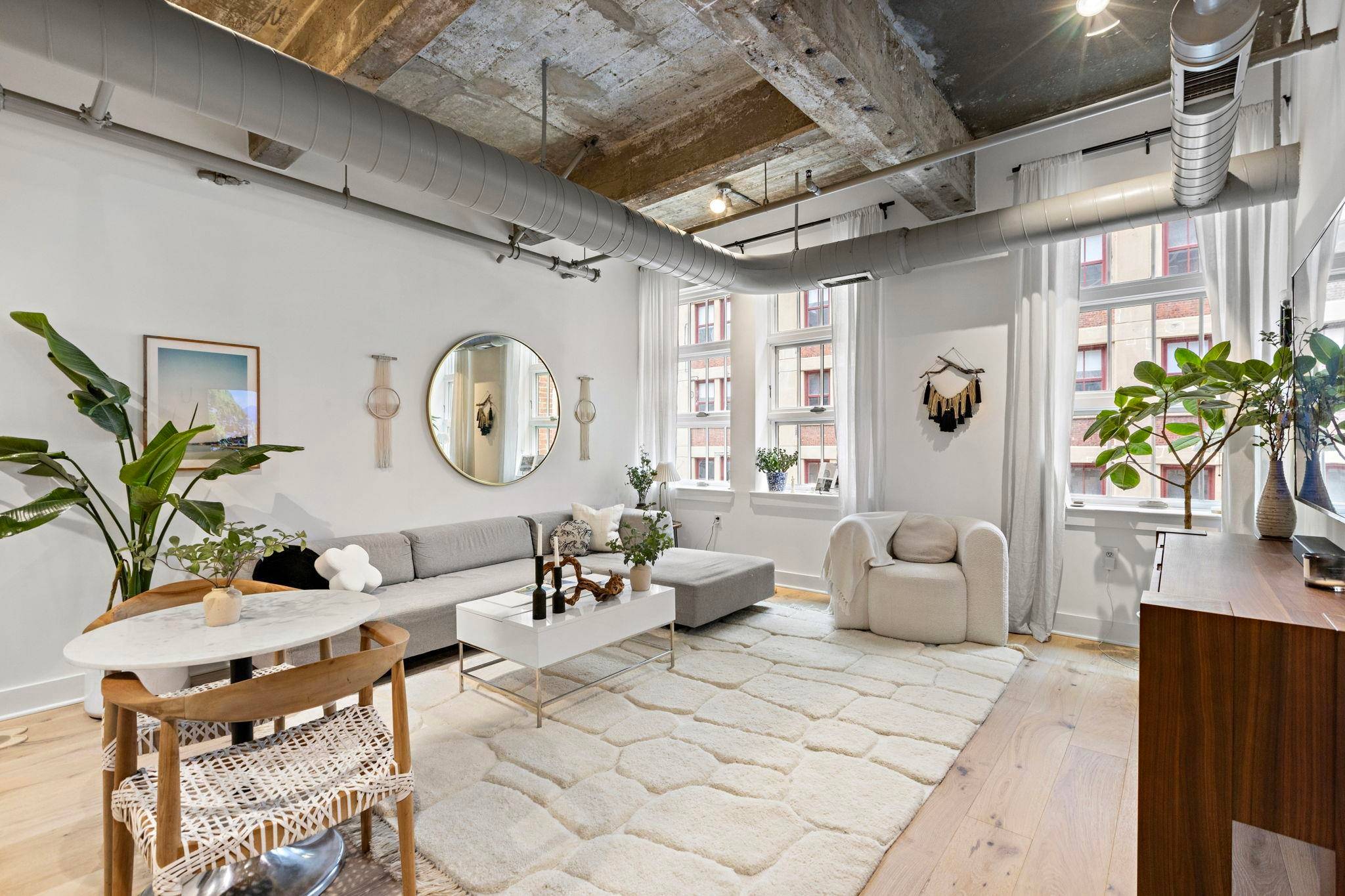 Spacious 1-bedroom loft-style apartment in the heart of Jersey City