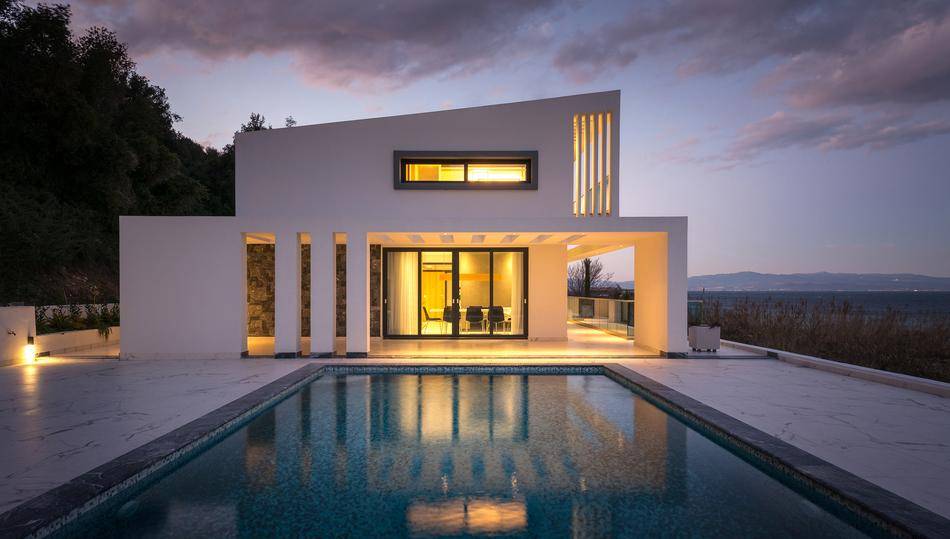 SUMMER HOUSES IN   HALKIDIKI / GREECE