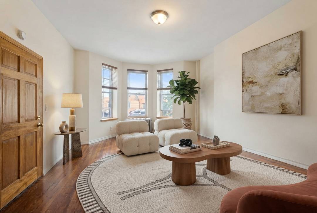 Charming Railroad-Style Apartment with Private Deck in Bay Ridge