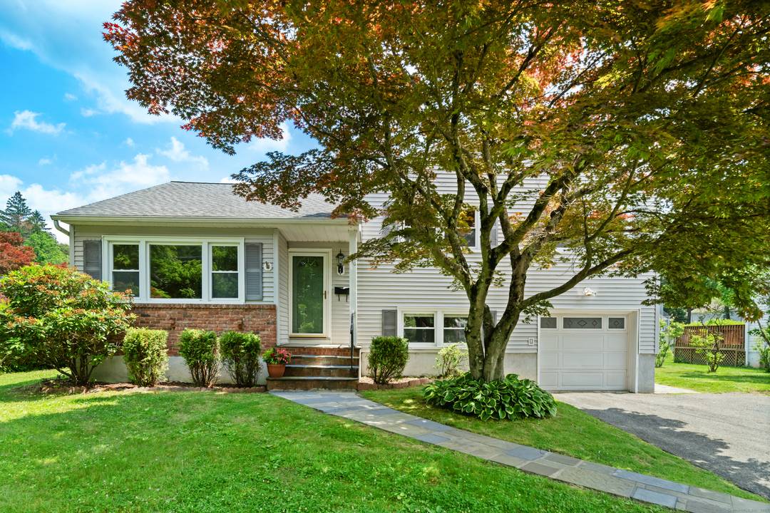 170 Southern Boulevard, Danbury, CT 06810