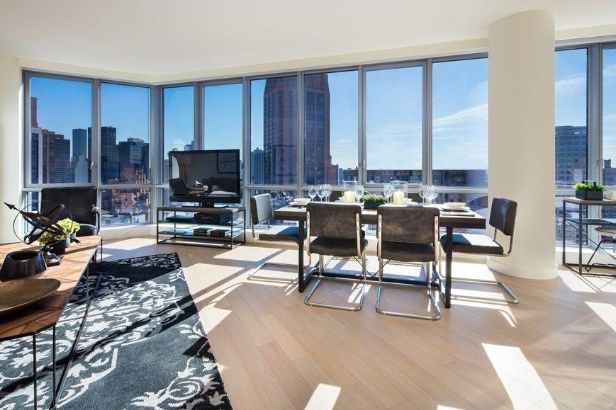 Don’t Miss this Stunning Apartment now offering No Fee!!