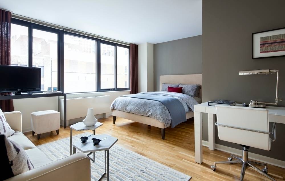 MODERN CHIC STUDIO / 1 BATH LUXURY APARTMENT IN CHELSEA | NO FEE | DOORMAN | PATIO | GYM