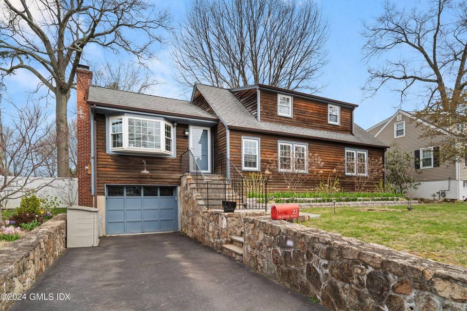 22 Hoover Road, Riverside, CT 06878