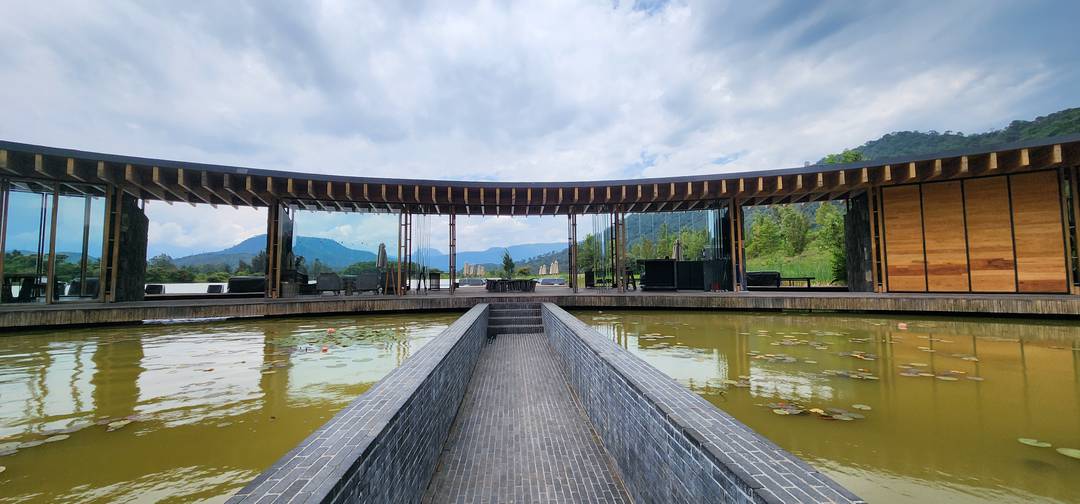 EXCLUSIVE LOT FOR SALE IN VALLE DE BRAVO..!