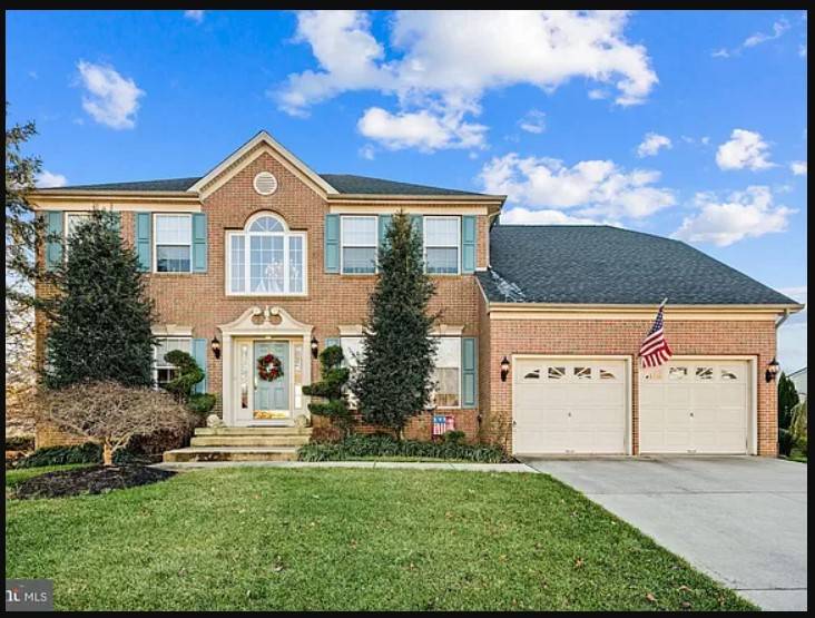 9 Black Pine Ln, Lumberton, NJ 08048