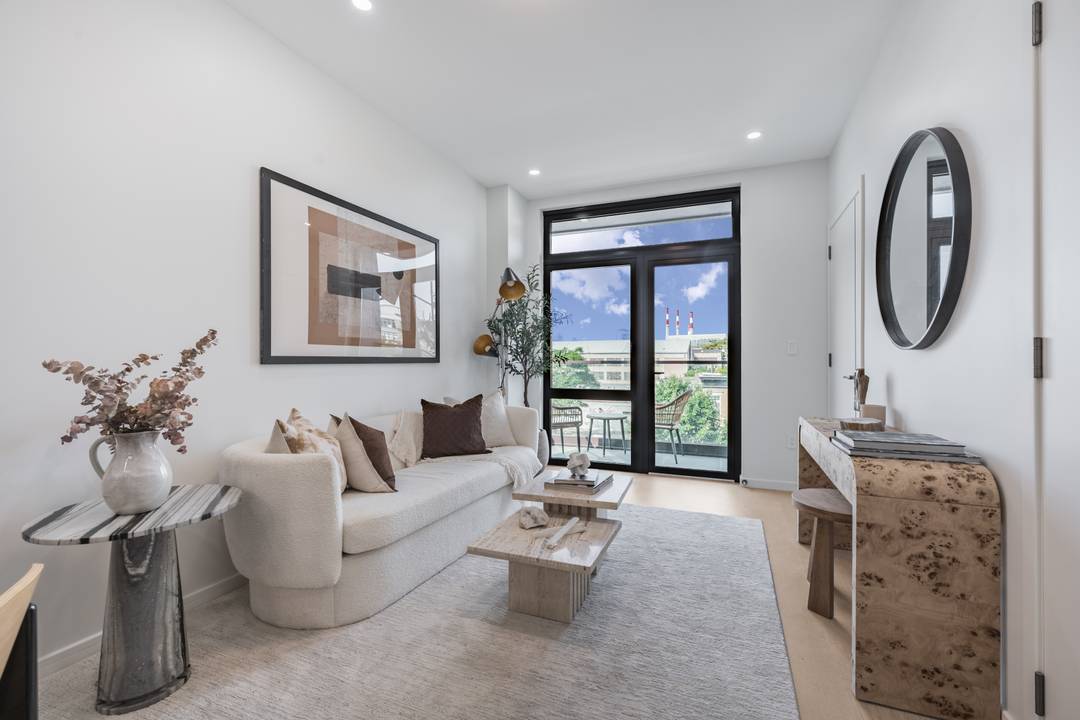 Boutique New Development For Sale Court Square