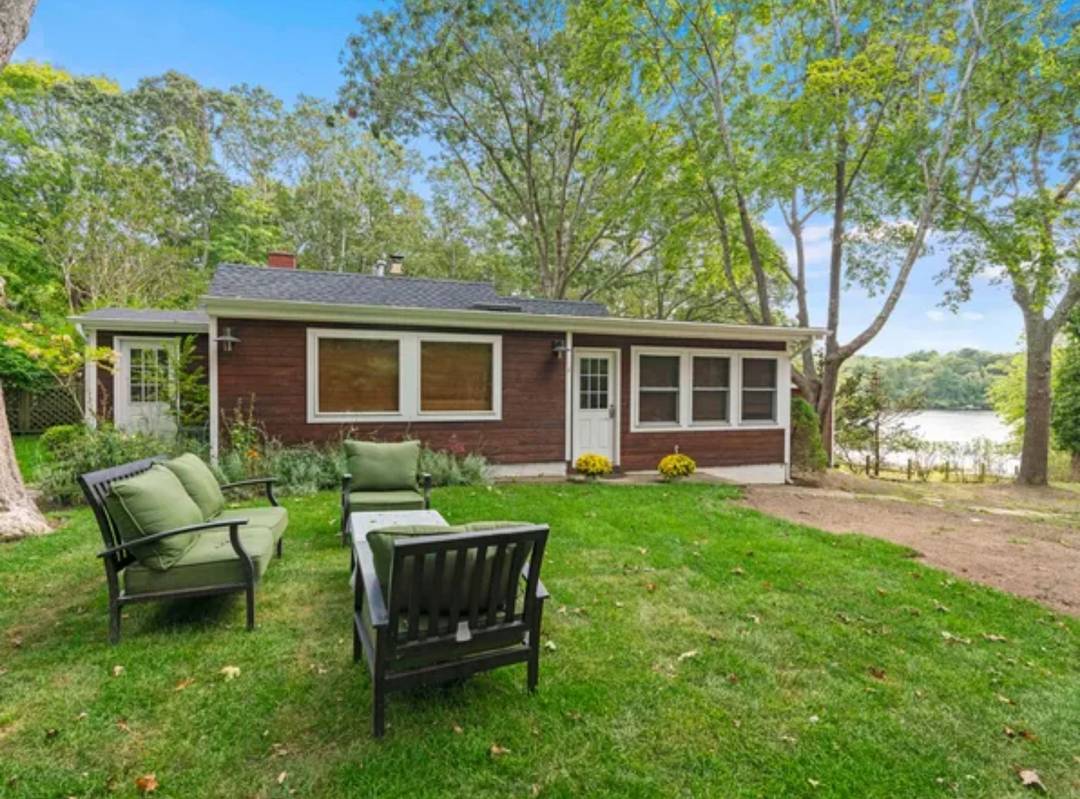 Southampton 2 Bed Waterview Cottage