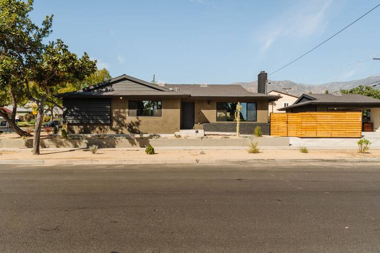 Modern Sophistication Meets Pasadena, California Prestige