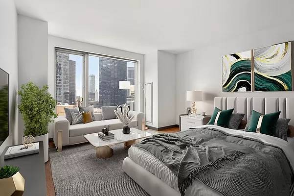 |LARGE STUDIO IN FIDI | W/D IN UNIT | FTC WINDOWS |