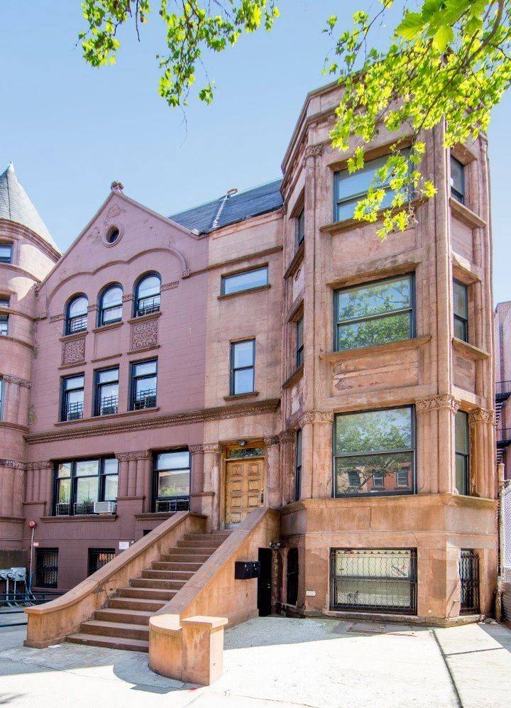 Brooklyn Brownstone - New York Real Estate - 8111 Homes For Sale