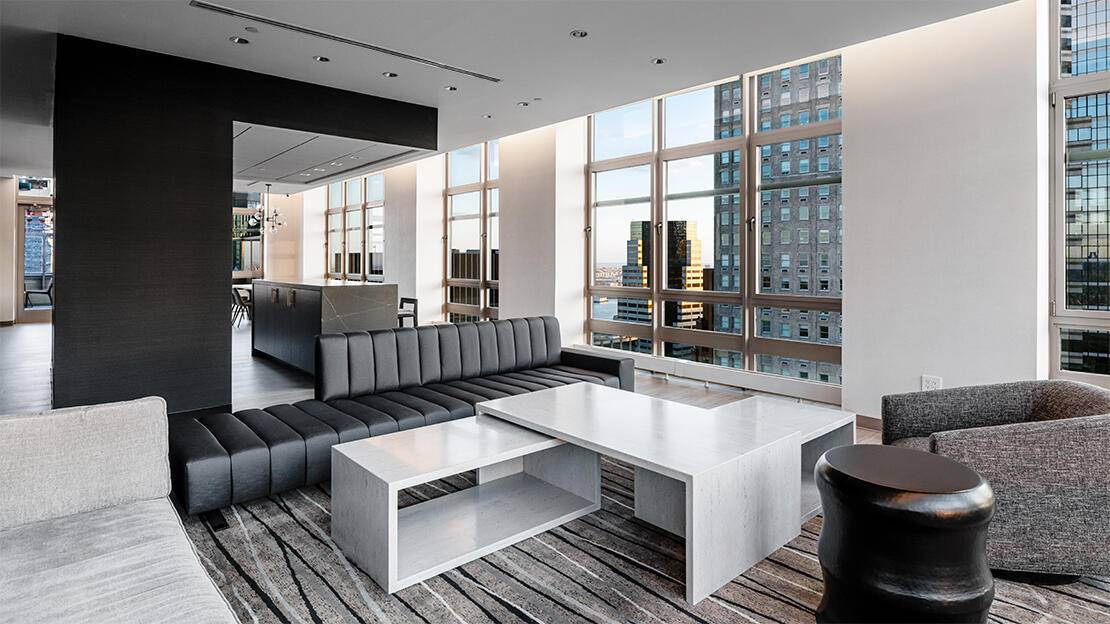 Corner 1 BD 1 BA - FIDI *** Amazing Views