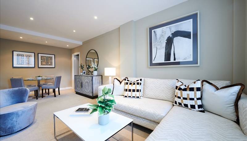 2 Double Bedroom Apartment set in the heart of Mayfair