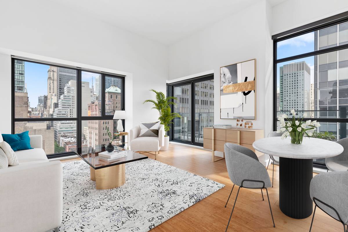 PRIVATE Balcony, Spacious PENTHOUSE, No Fee**, 2 Bed/ 2 Bath Apartment in Luxury Murray Hill Building, Central Location