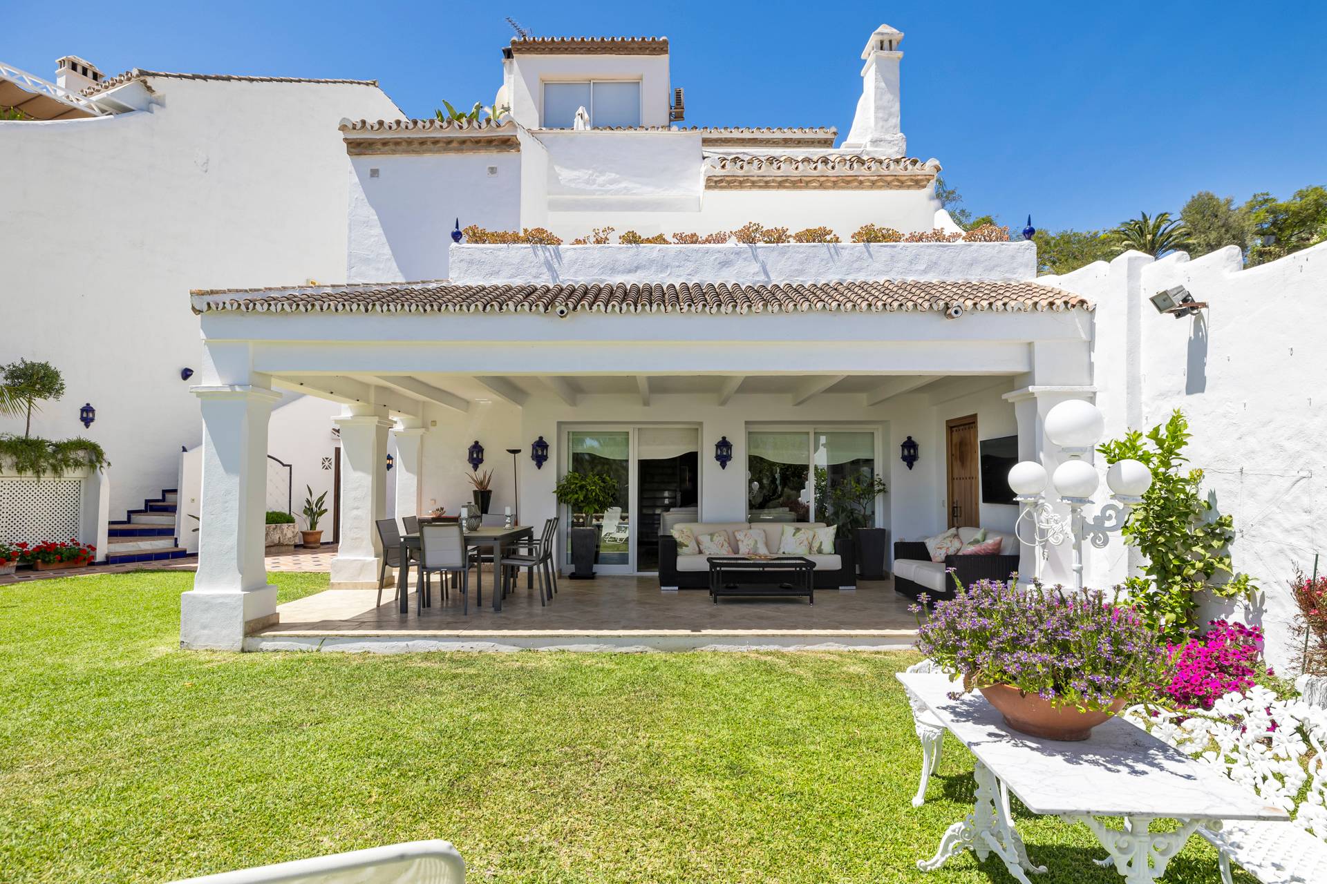 4-BED TOWNHOUSE in PUERTO BANUS