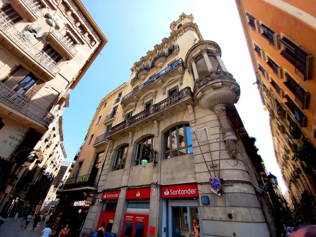 Luxury: Showcase apartment in new construction in Barri Gotic