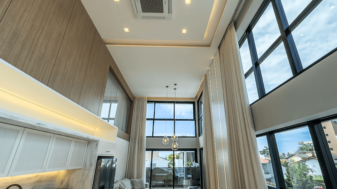 Luxury Fully Furnished 3-Bedroom Apartment with Sea Views – Authentique Jurerê