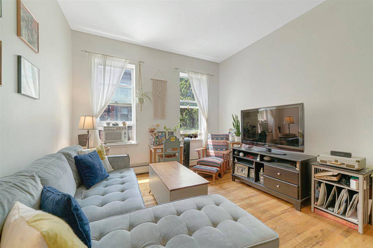 South Facing One Bedroom in the heart of Downtown Jersey City