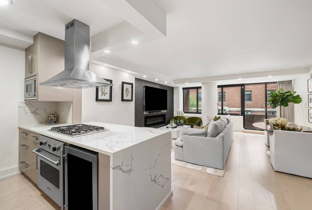 Beautiful 1 bed 1.5 bath at 211 Madison Ave