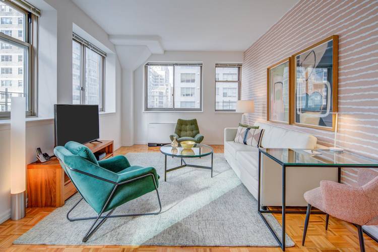 ★★ LUXURY UPPER E. Side Two Br @ THE FAIRFAX ~ FULL SERVICE BUILDING> GREAT LOCATION