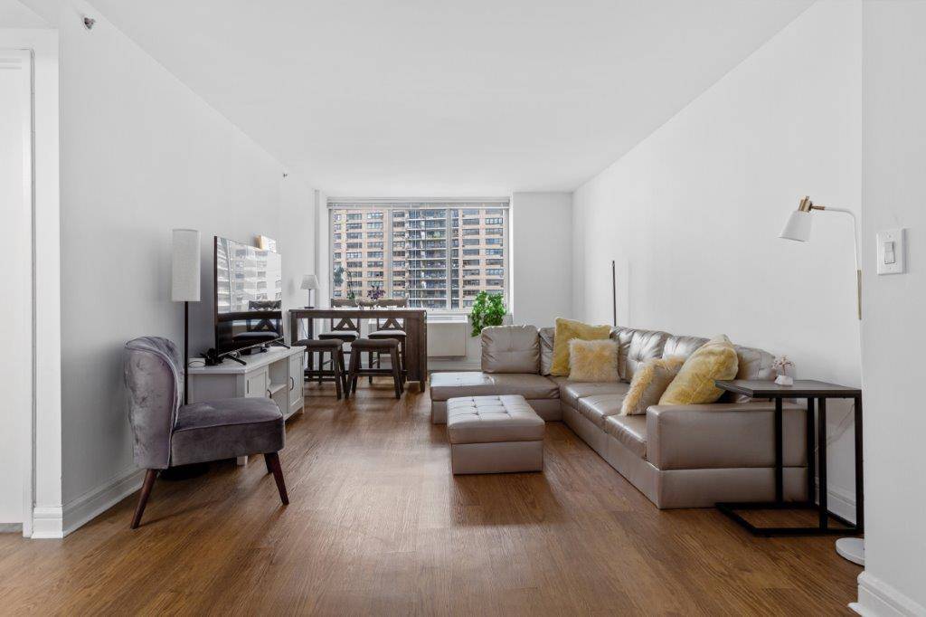 Stunning One bedroom on Riverside Boulevard