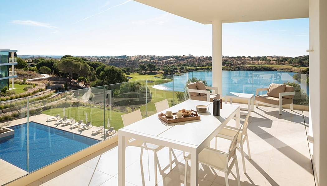 Stunning Clubhouse Apartments with Breathtaking Sea Views