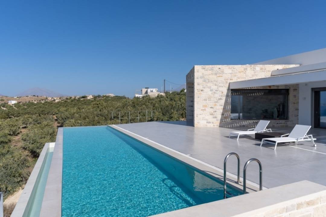 Two Unique Luxury Villas with Sea Views