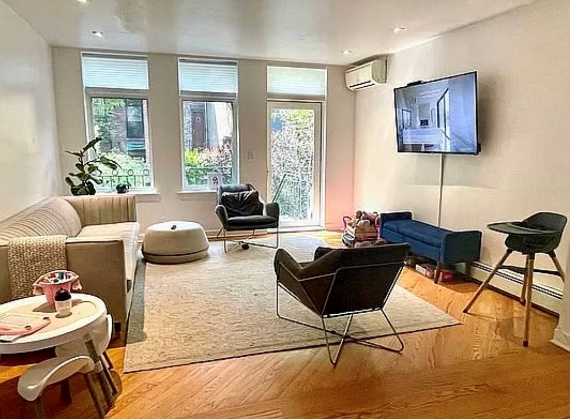 Stunning Garden Duplex in Prime Ft Greene