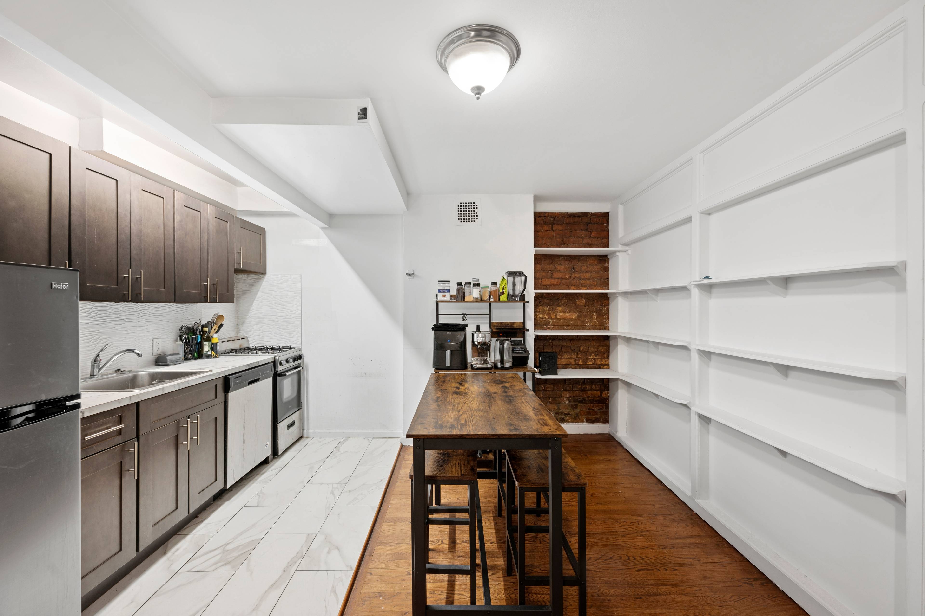 Large 2BR x 1BA in East Village
