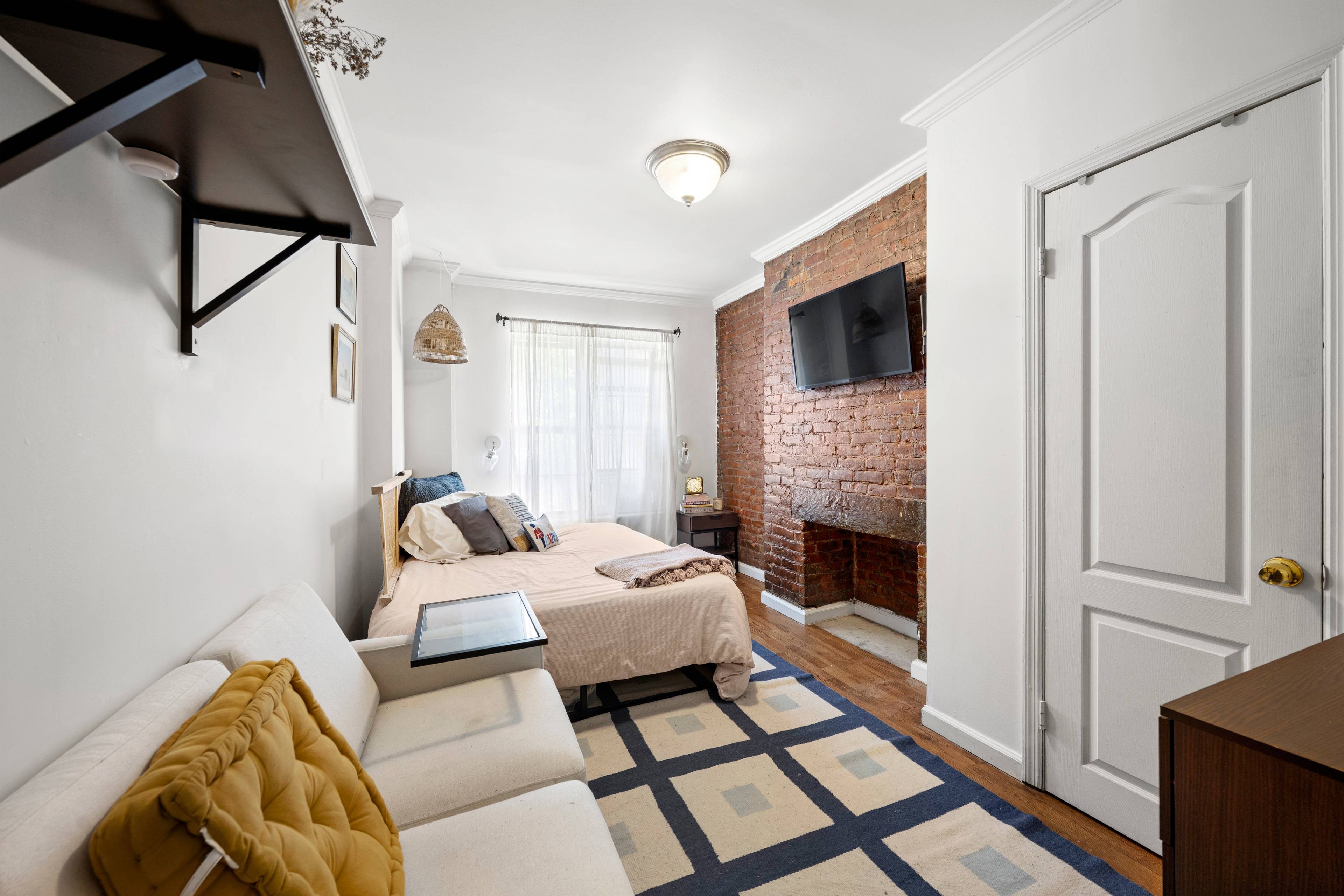 Charming Studio in East Village!
