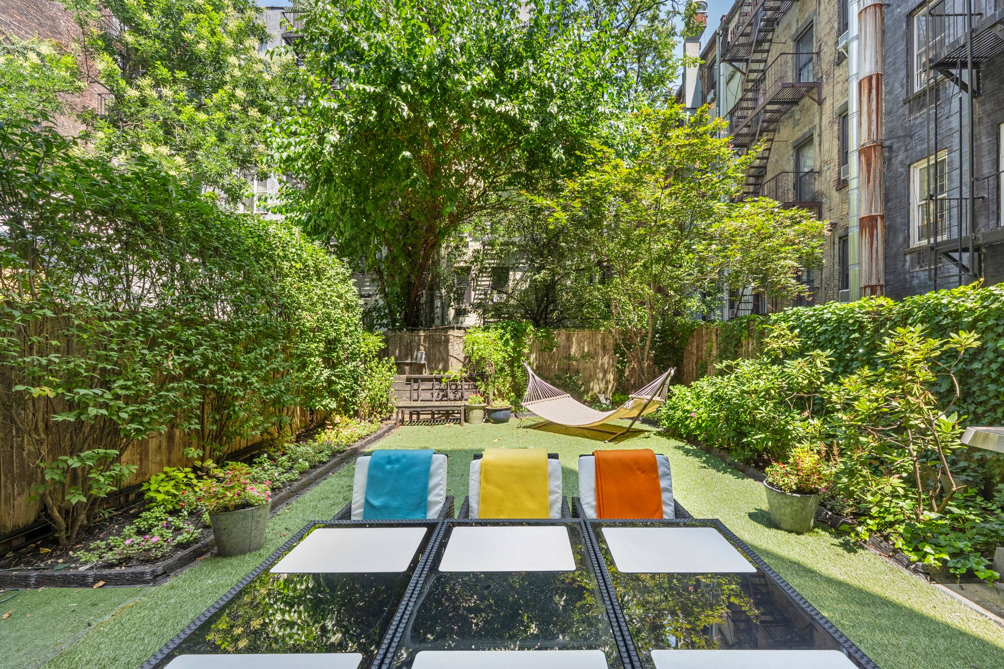 Townhouse Living but a Condo! Private 850sq.ft. Garden 3/3 UES - 2 Page Board APP!