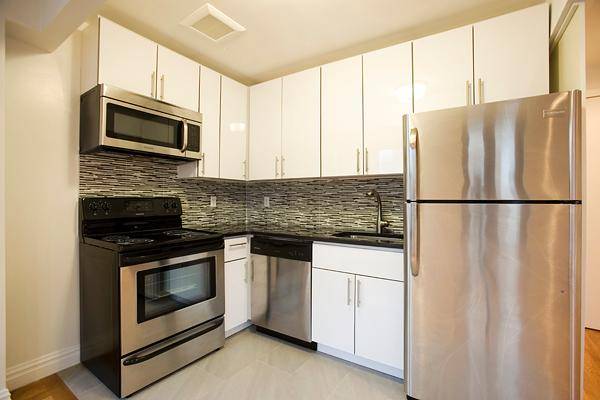 Large Studio Rental in Boutique East Harlem New Development