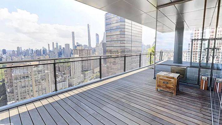 Breathtaking Upper West Side Apartment