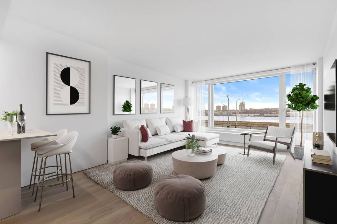 FULLY RENOVATED OVERSIZED ONE BEDROOM