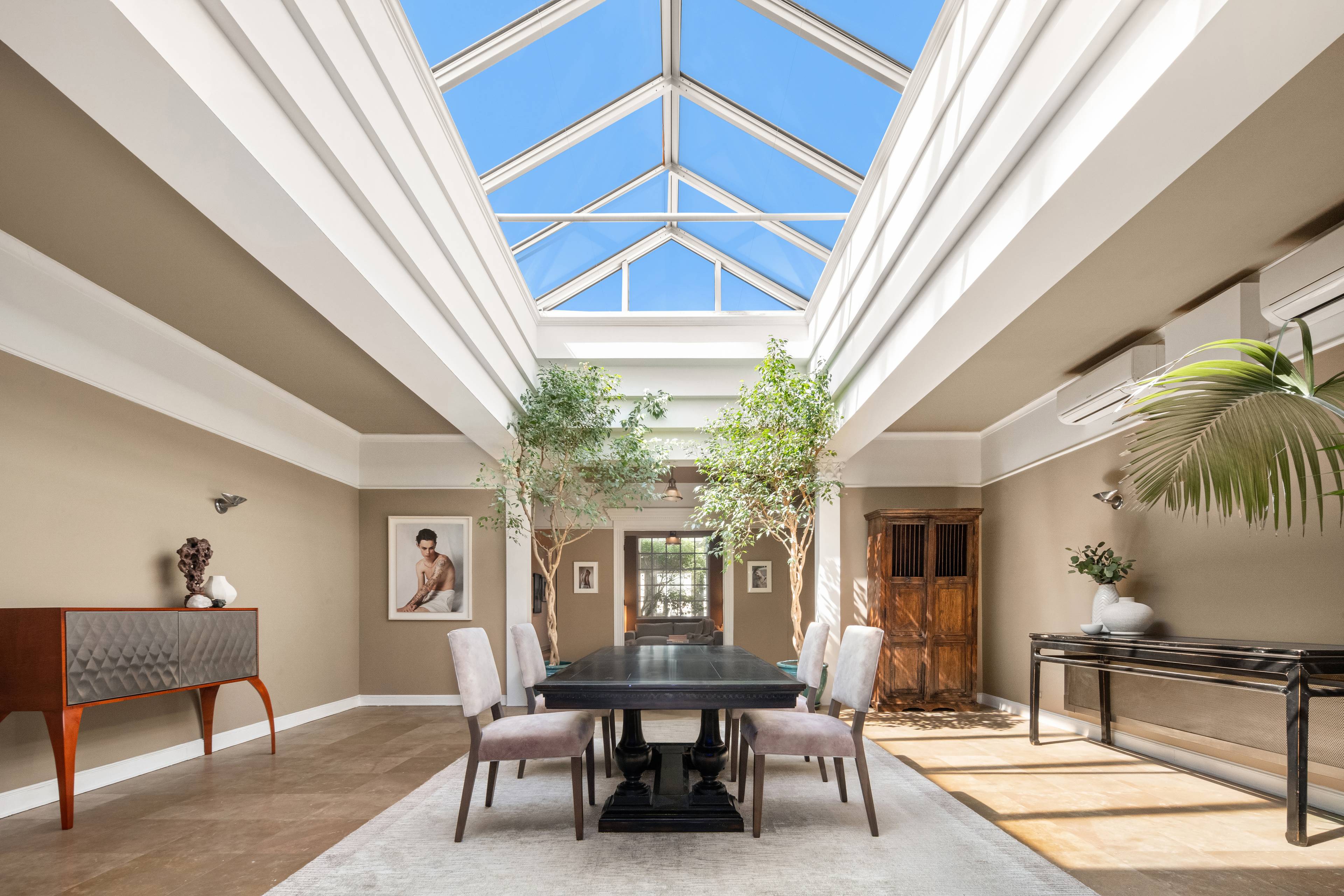5F at 16 Crosby, an extraordinary loft nestled within the heart of Soho